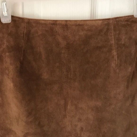 100% Leather Skirt - Picture 4 of 7